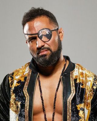 Rocky Romero — photo 4 in the Signet library