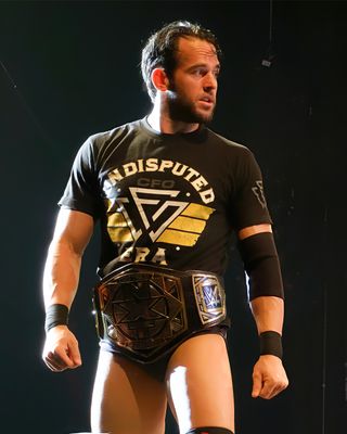 Roderick Strong — photo 6 in the Signet library