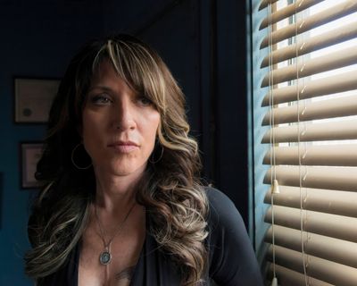 Katey Sagal — photo 8 in the Signet library
