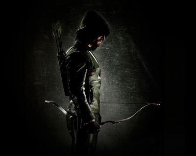 Stephen Amell — photo 5 in the Signet library