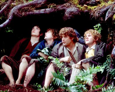 Sean Astin — photo 24 in the Signet library