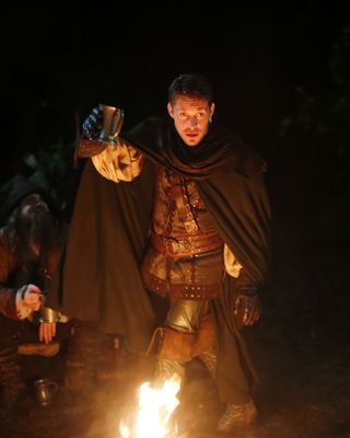 Sean Maguire — photo 3 in the Signet library