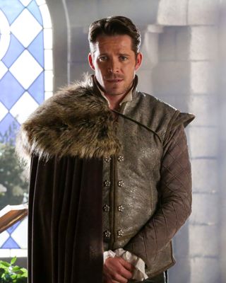 Sean Maguire — photo 5 in the Signet library