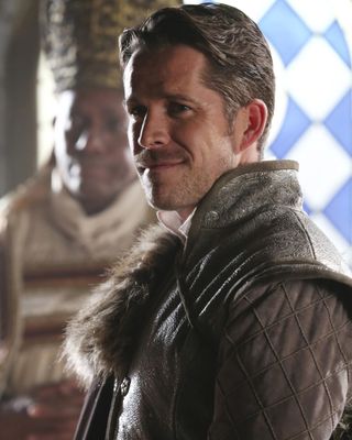 Sean Maguire — photo 13 in the Signet library