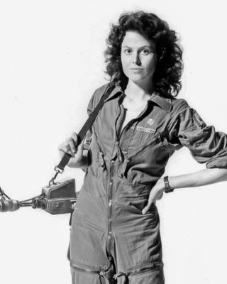 Sigourney Weaver — photo 2 in the Signet library