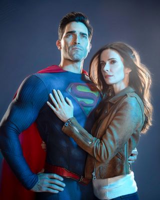 Tyler Hoechlin — photo 14 in the Signet library
