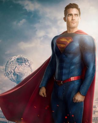Tyler Hoechlin — photo 16 in the Signet library