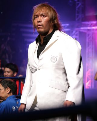 Tetsuya Naito — photo 1 in the Signet library