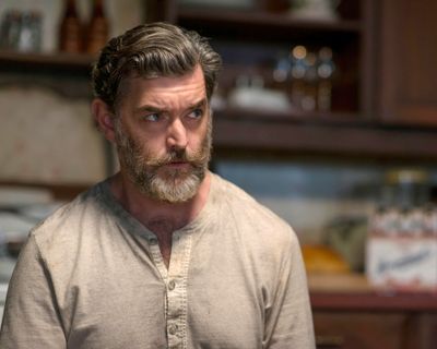 Timothy Omundson — photo 15 in the Signet library