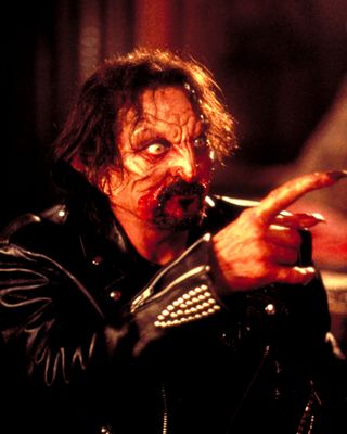 Tom Savini — photo 6 in the Signet library