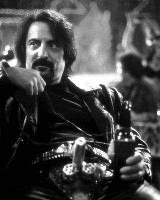 Tom Savini — photo 7 in the Signet library