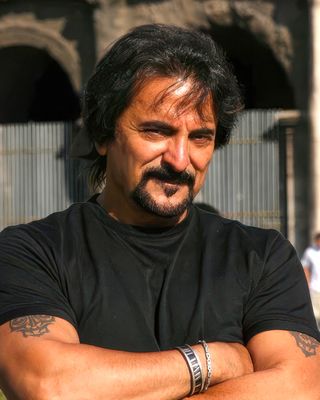Tom Savini — photo 12 in the Signet library