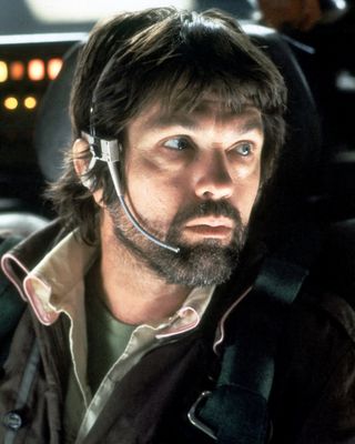 Tom Skerritt — photo 1 in the Signet library