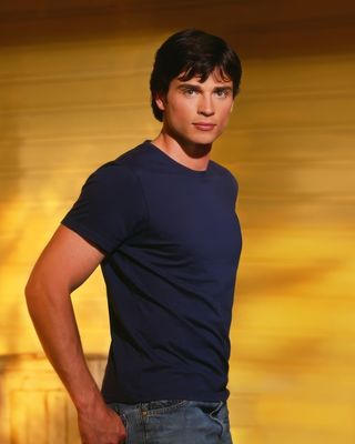 Tom Welling — photo 2 in the Signet library