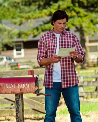 Tom Welling — photo 15 in the Signet library