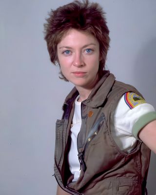 Veronica Cartwright — photo 2 in the Signet library