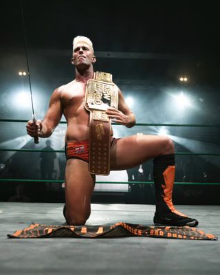 Zack Sabre Jr. — photo 3 in the Signet library